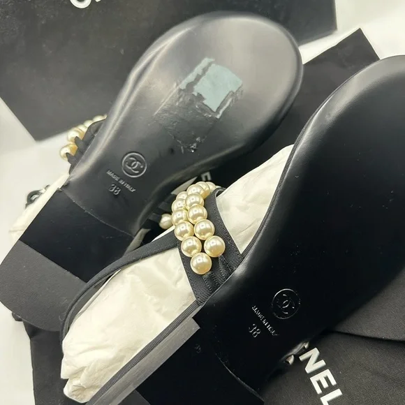 Chanel pearl embellished, sandals brand new inbox - Picture 4 of 7
